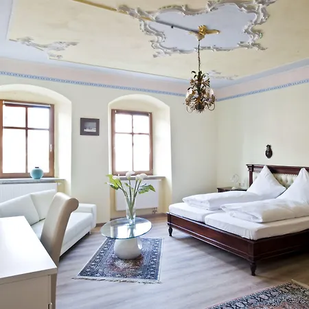 Hotel Nuernberger Hof In Altdorf 3*