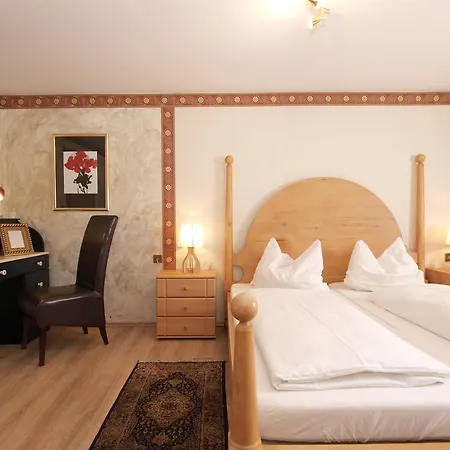 Nuernberger Hof In Altdorf 4*